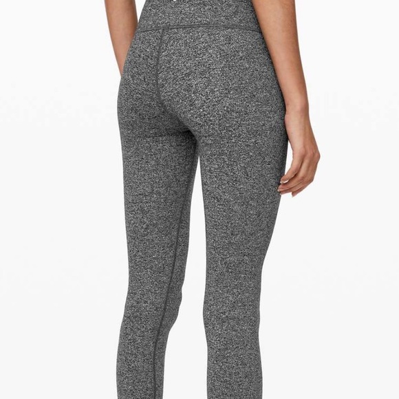 Lululemon - Wunder Under High Rise 28” - Picture 2 of 8
